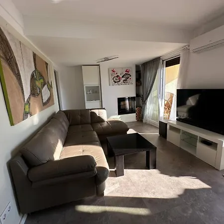 La Felicidad 公寓 *